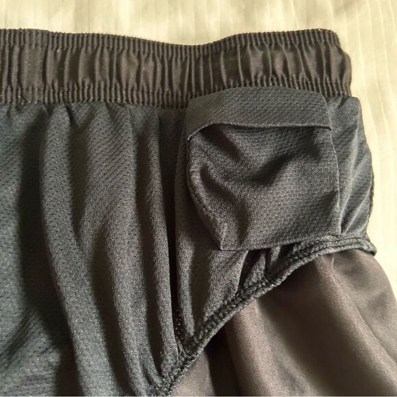 Nike Rift Breaker Swim Shorts Medium - Picture 6 of 9
